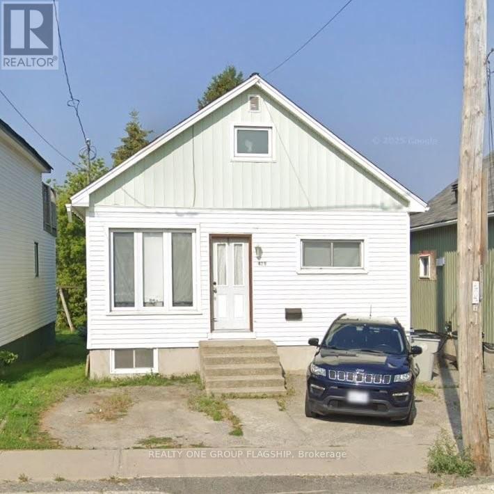 429 Maclean Dr, Timmins, ON P4N 4W7