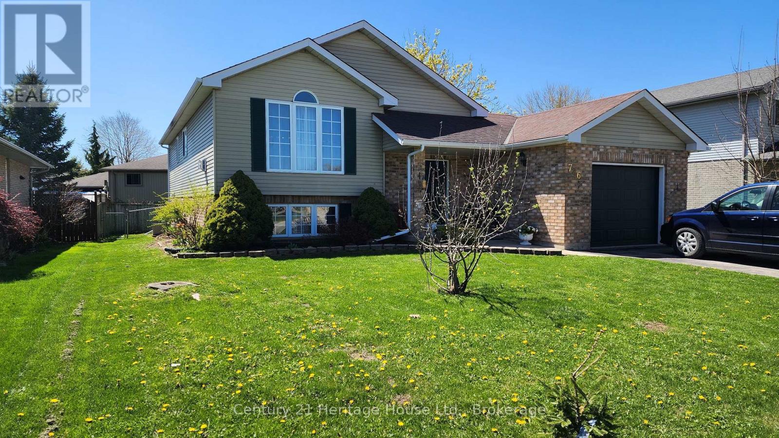 786 Princess St, Wellington North, ON N0G 2L3