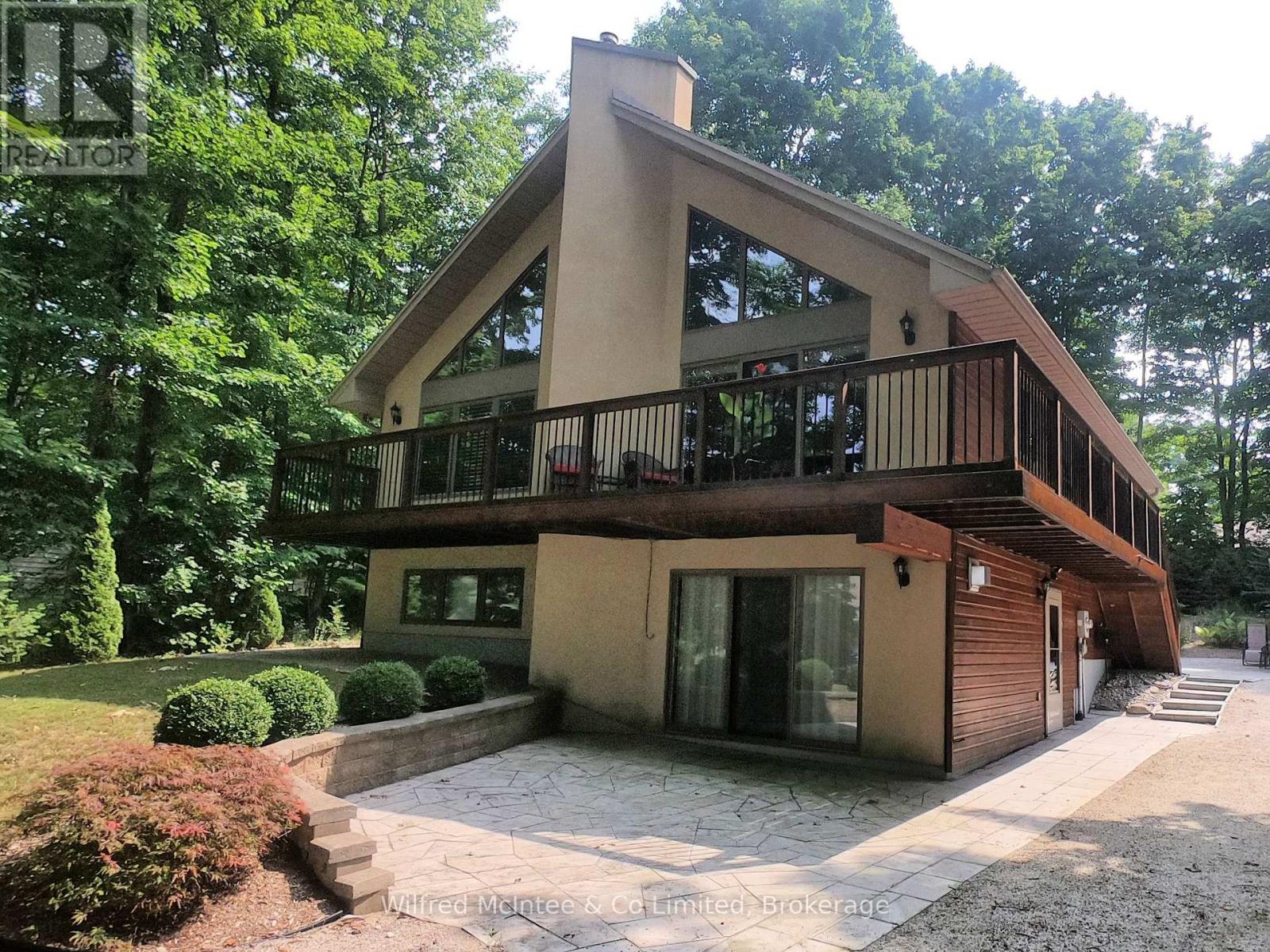 9 Carson Lake Cres, South Bruce Peninsula, ON N0H 2G0