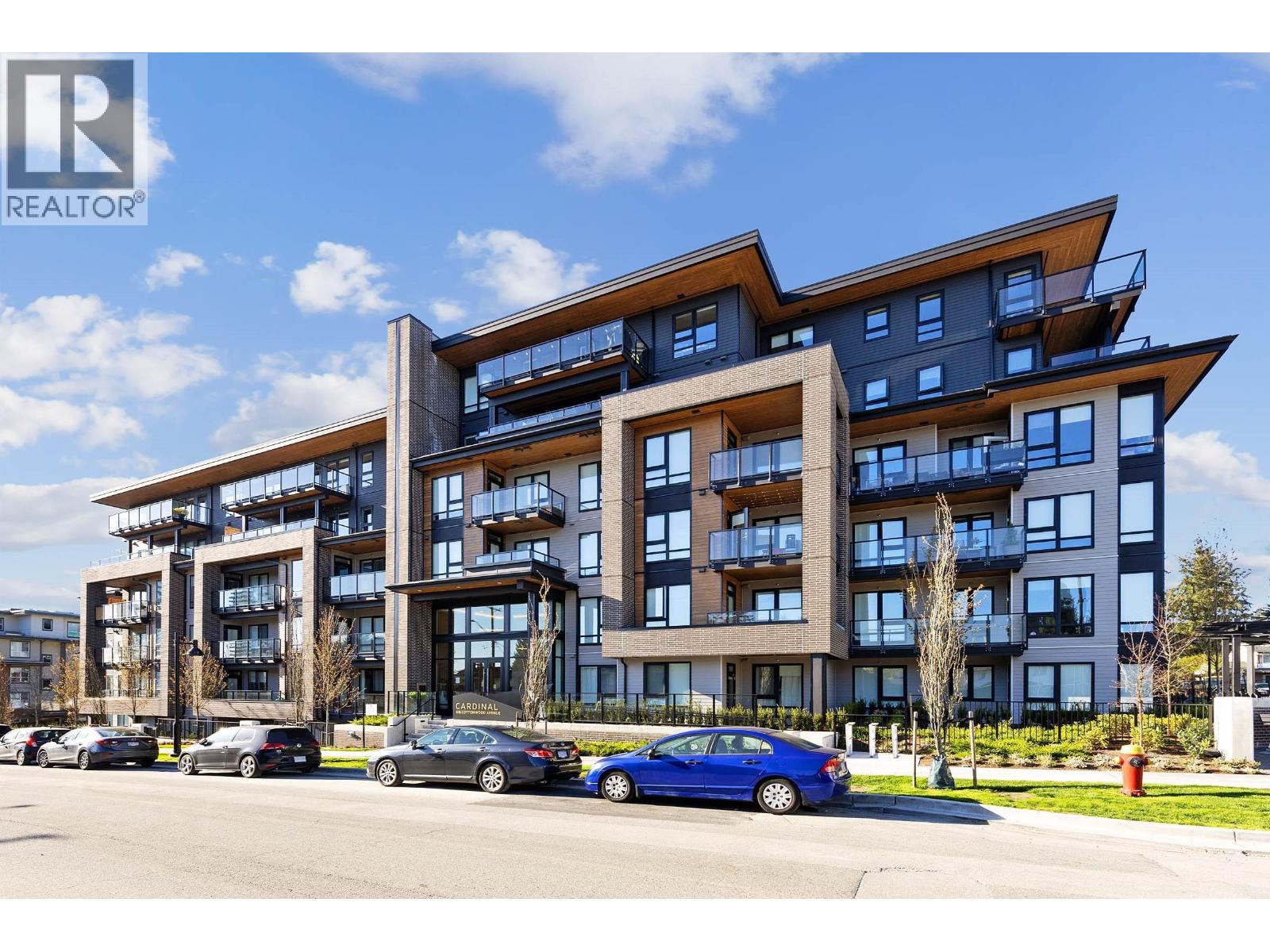615 Cottonwood Avenue Unit 404, Coquitlam, BC V3J 2S5