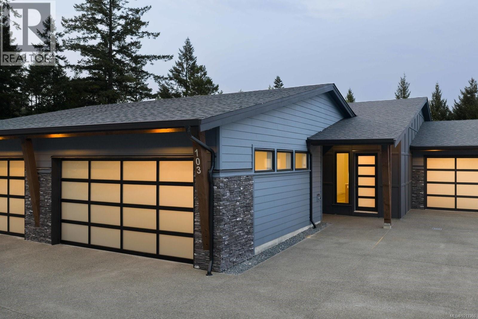 2332 Copper Rock Crt Unit 103 Ct, Langford, BC V9B 0G4