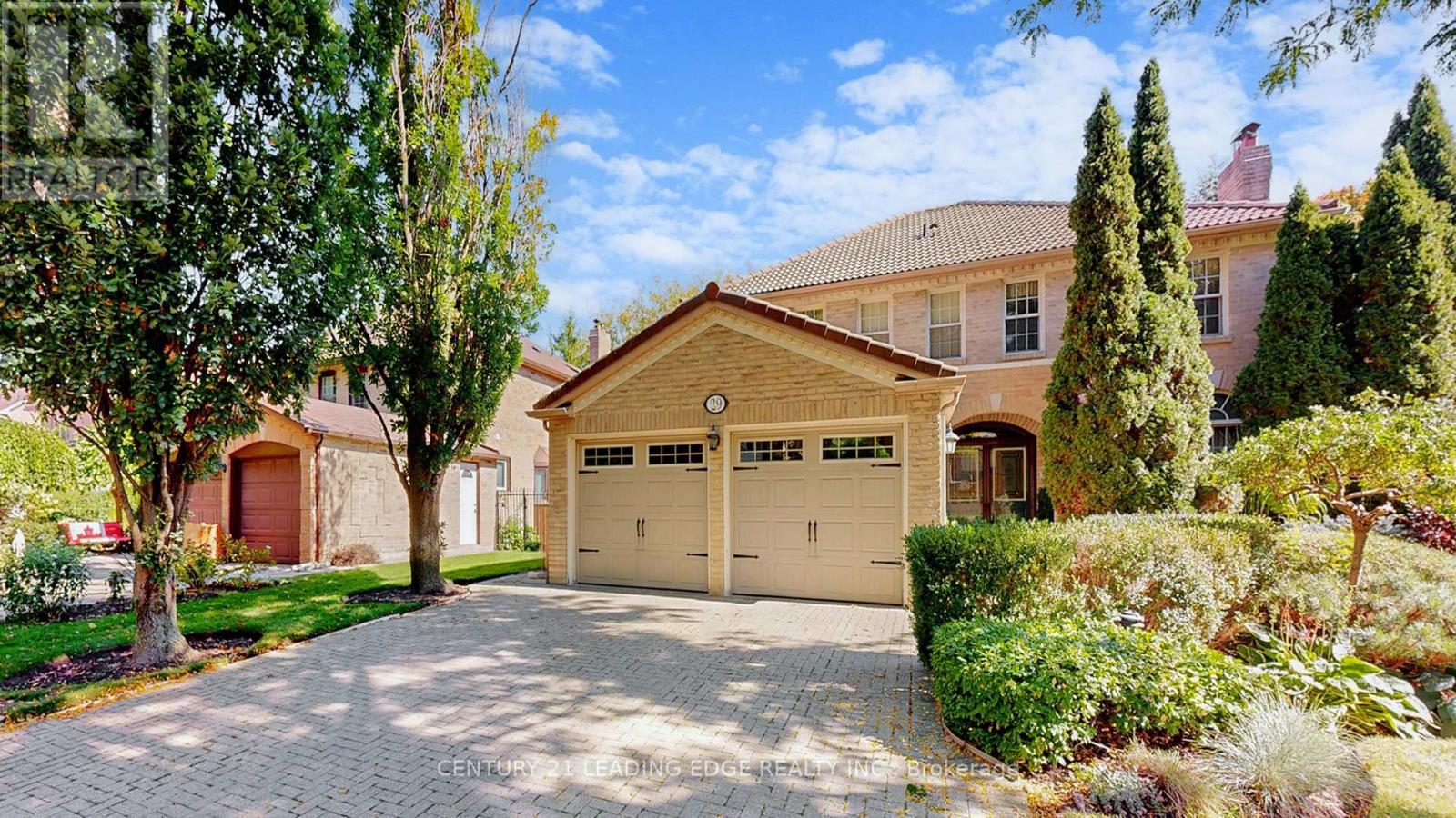 29 Addington Sq, Markham, ON L3R 7N4