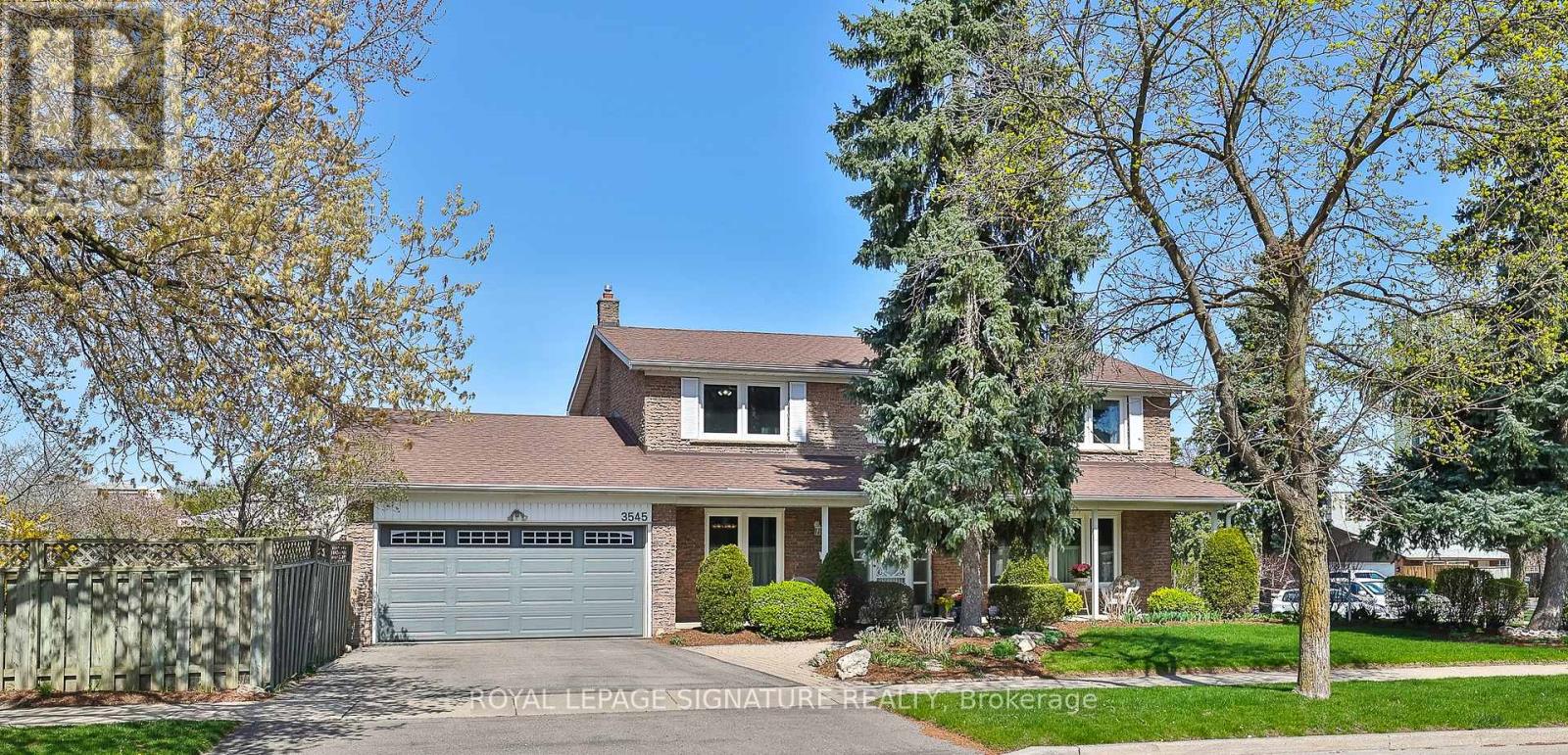 3545 Twinmaple Dr, Mississauga, ON L4Y 3P9