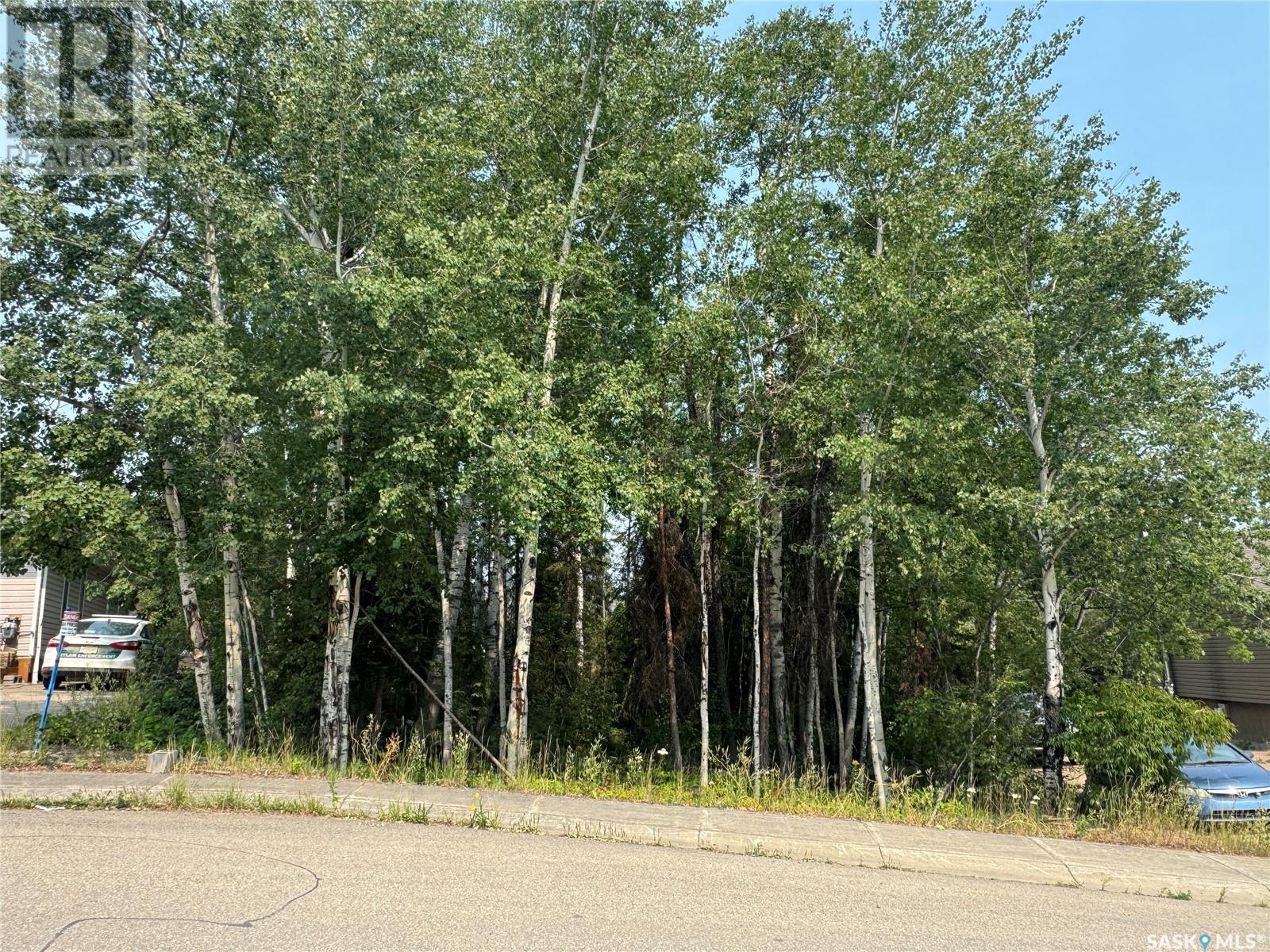 988 Thompson Cres, La Ronge, SK S0J 1L0