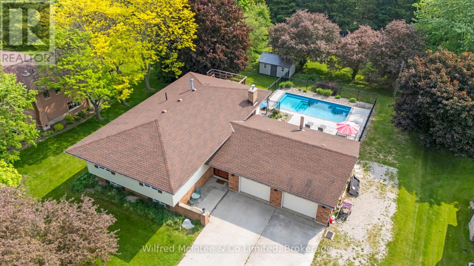 22 Geeson Ave, Brockton, ON N0G 2V0