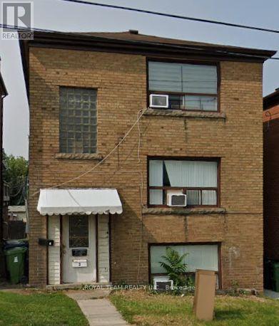 708 Weston Rd, Toronto, ON M6N 3R2