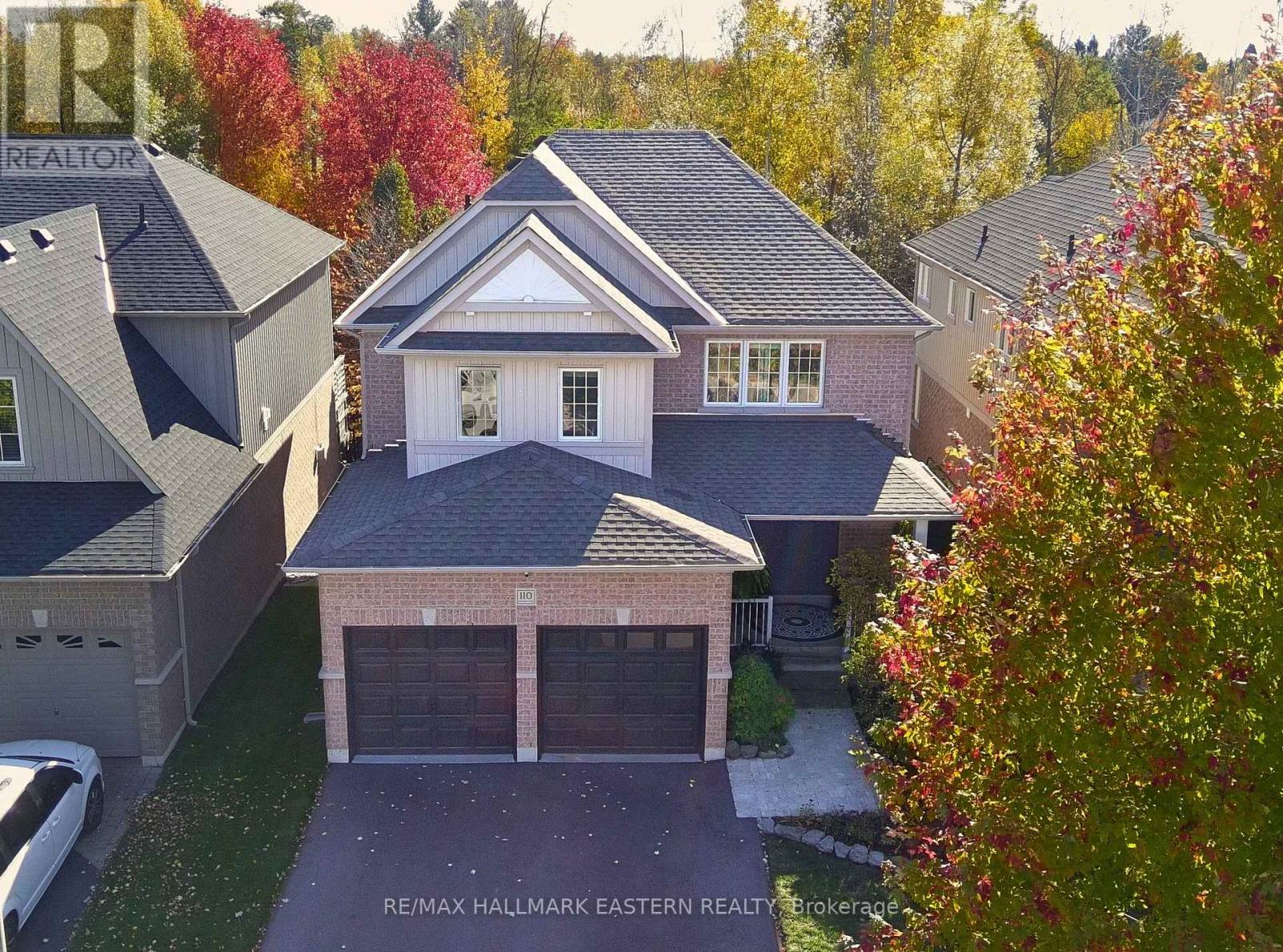 110 Sleeman Sq, Clarington, ON L1E 3K5