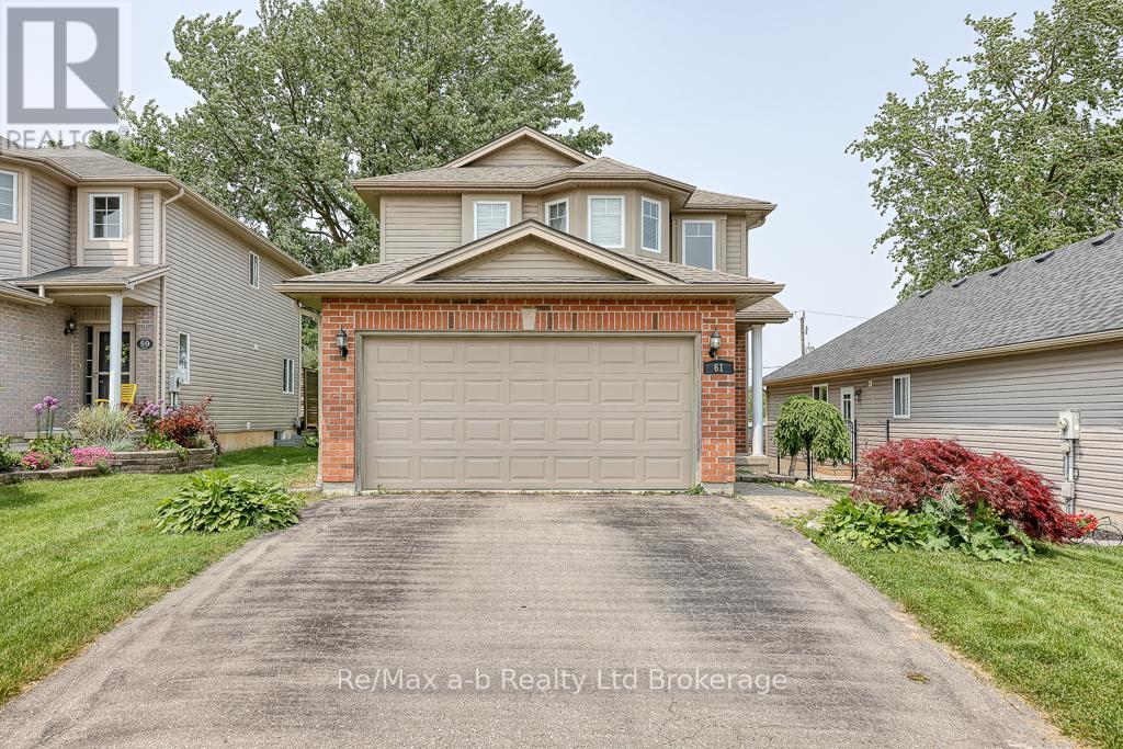 61 Kerr Cres, Ingersoll, ON N5C 4H1