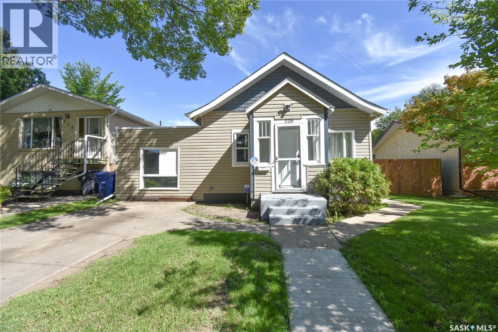 324 U Ave S, Saskatoon, SK S7M 3C3