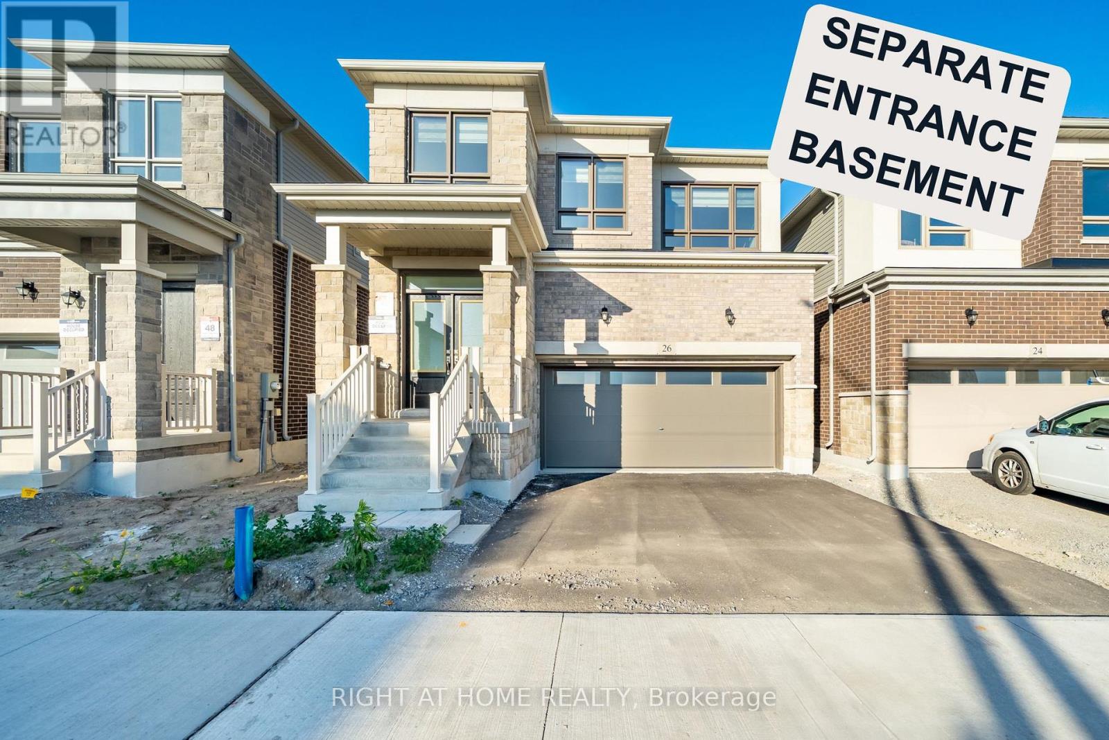 26 W Oak Trl, Barrie, ON L9S 2Z4