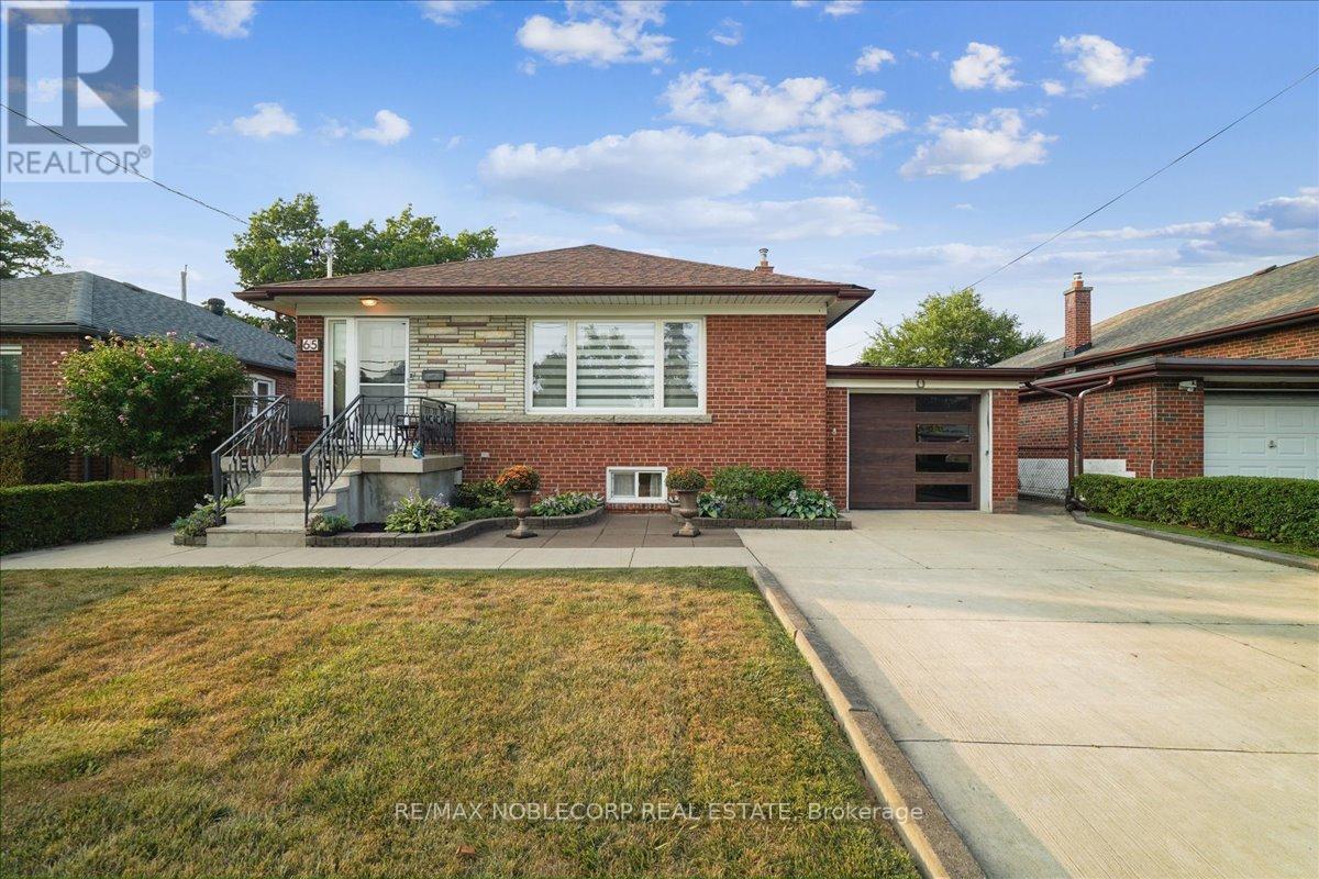 65 Exbury Rd, Toronto Downsview-roding-cfb, ON M3M 1P9