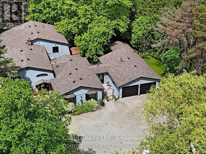 2580 Lakeridge Rd, Uxbridge, ON L9P 1R4