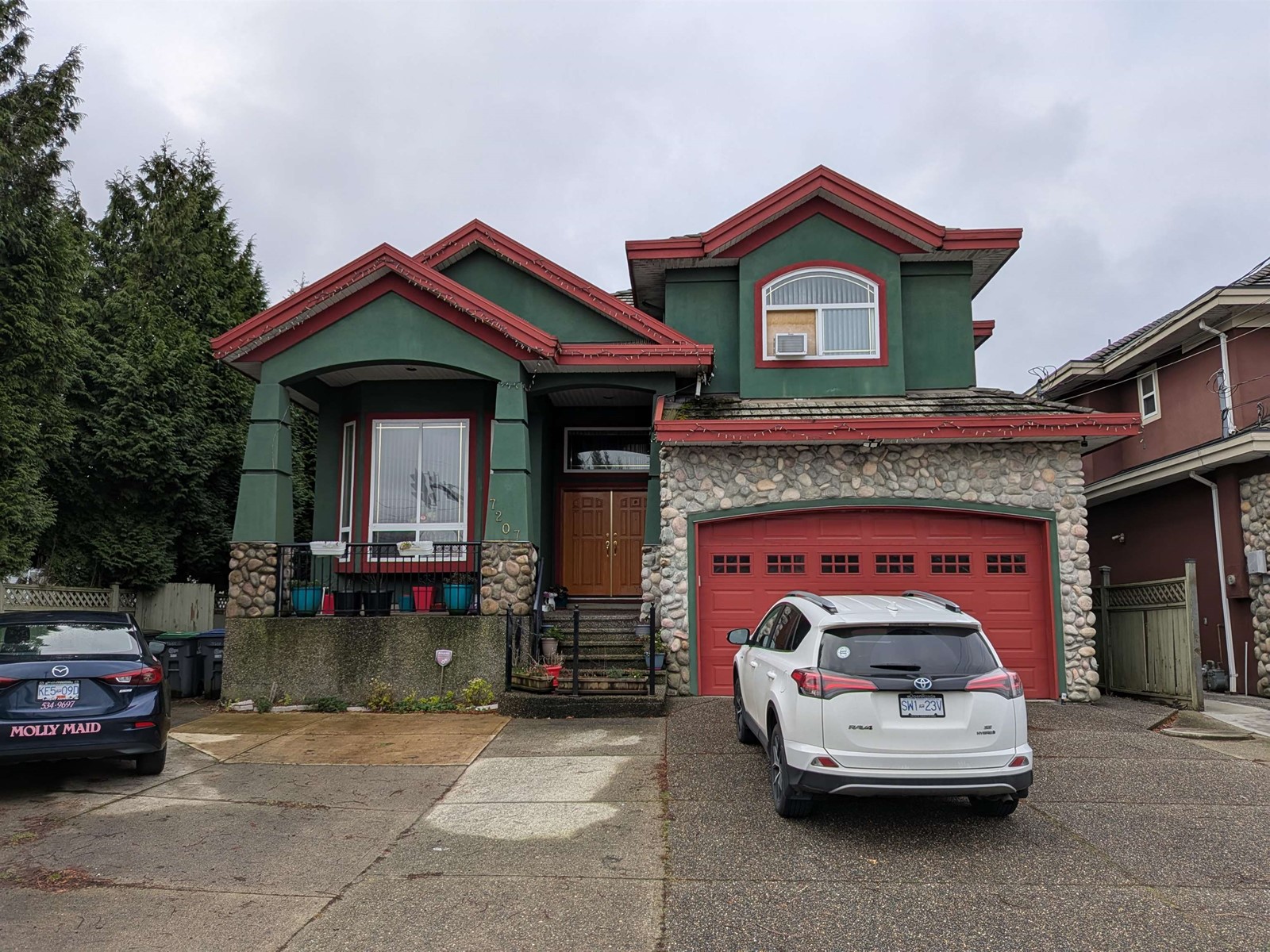 130 Street Unit 7207, Surrey, BC V3W 4J8