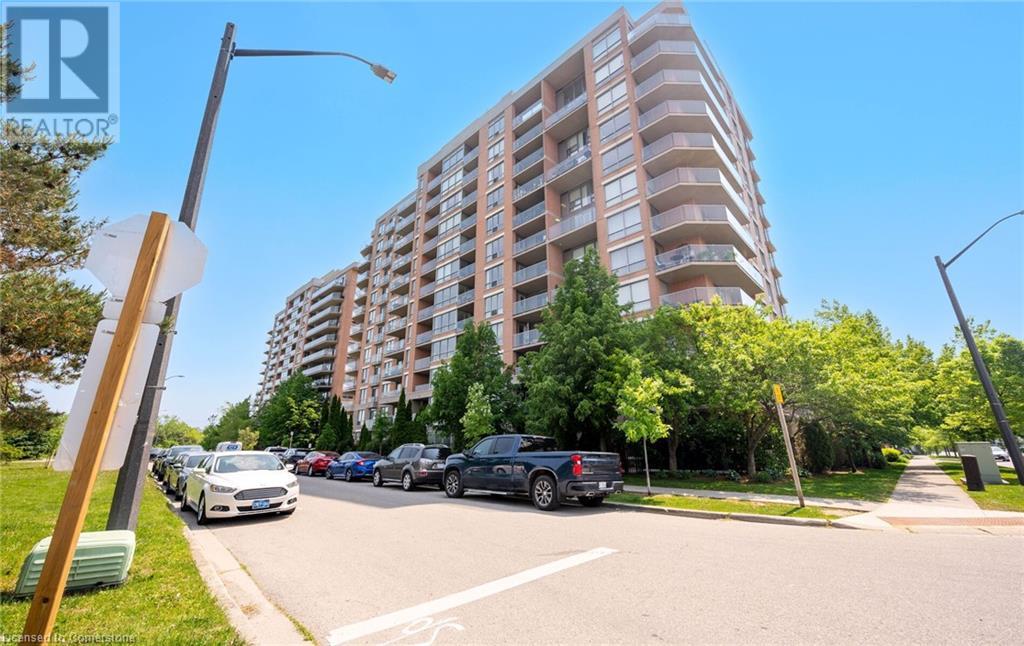 1150 Parkwest Place Unit 1004, Mississauga, ON L5E 3K4