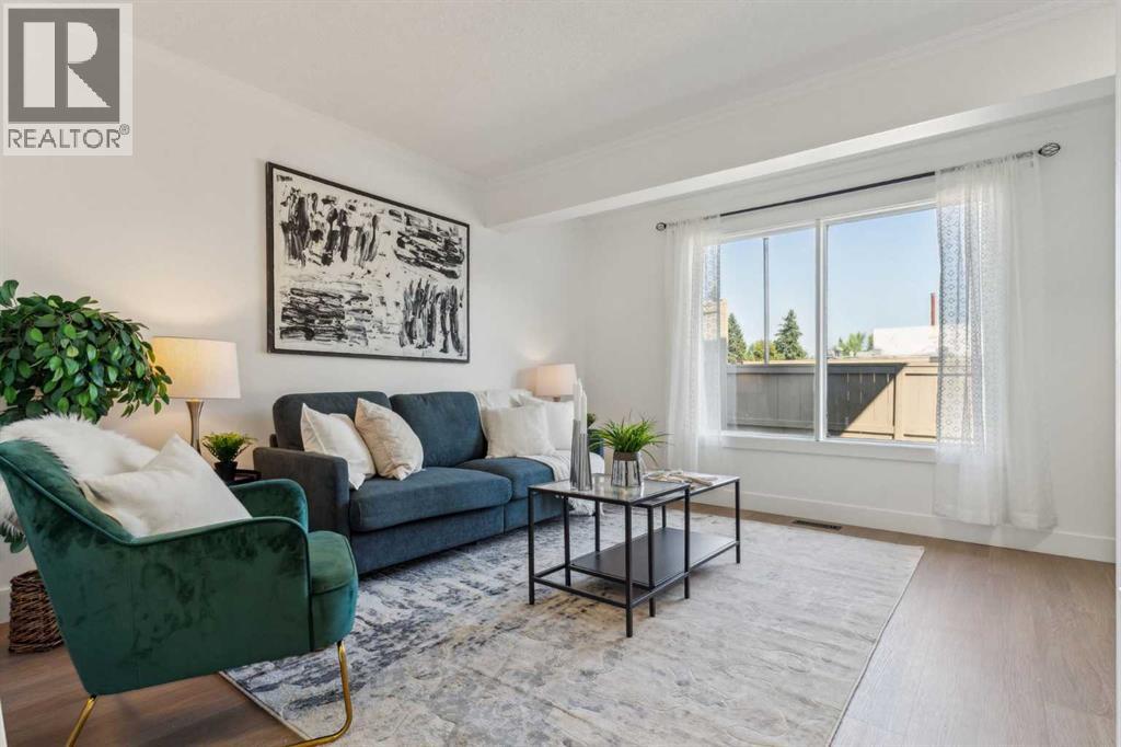 1055 72 Avenue Nw Unit 21, Calgary, AB T2K 5S4