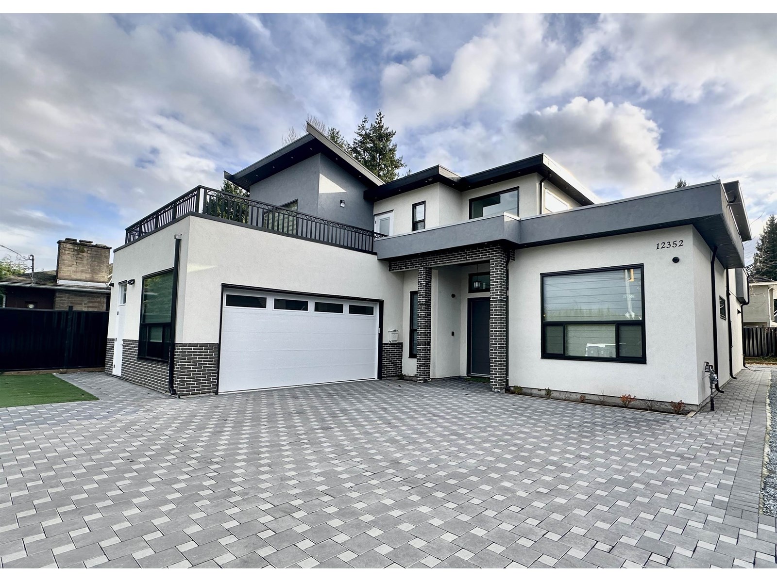 96 Avenue Unit 12352, Surrey, BC V3V 1W7