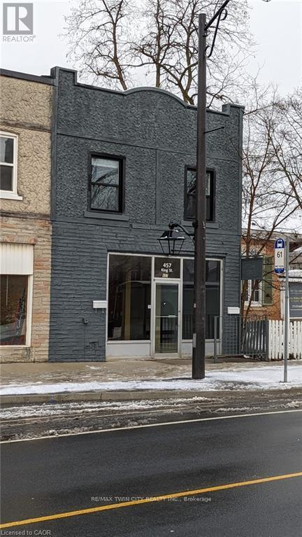 457 King St E, Cambridge, ON N3H 3N1