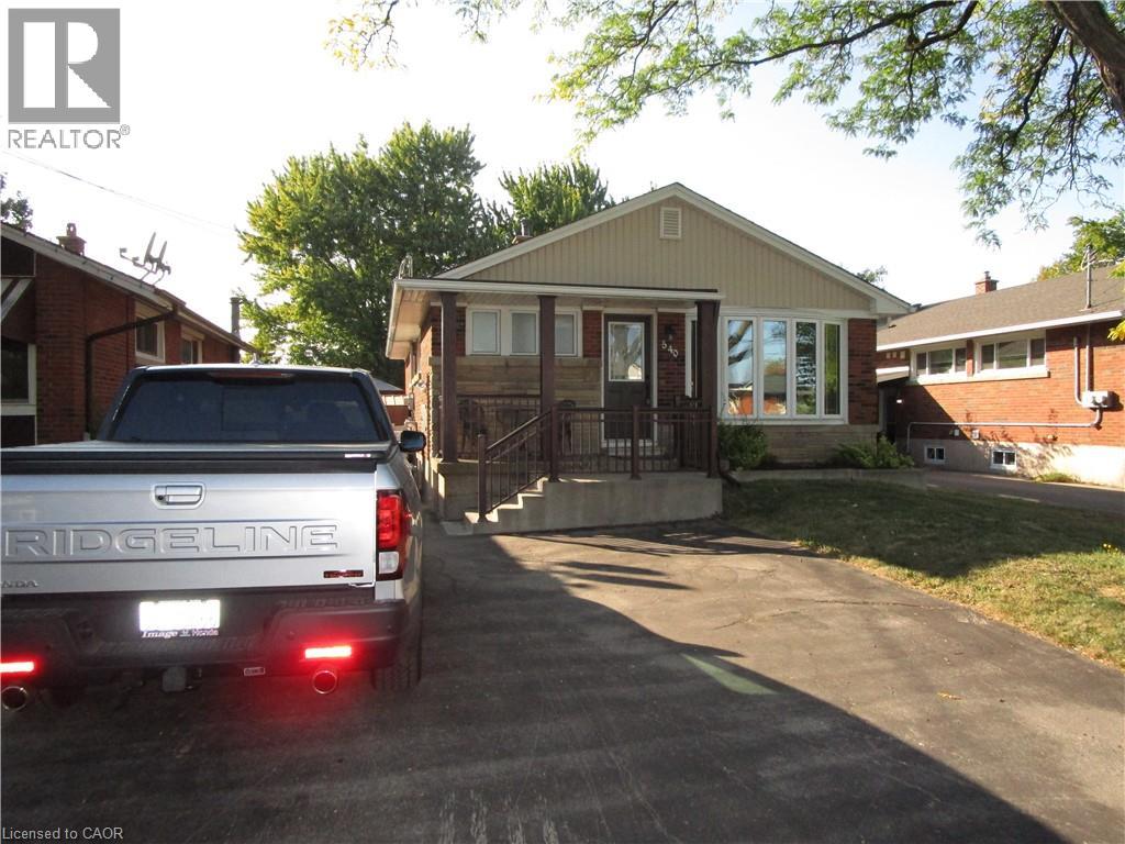 540 E 27th St, Hamilton, ON L8V 3H5