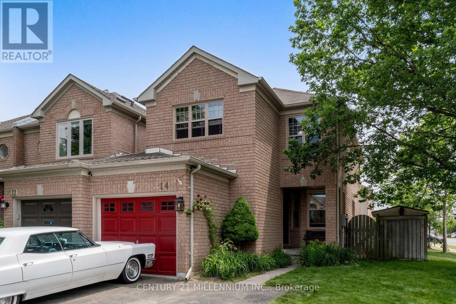 14 Forestgrove Cir, Brampton, ON L6Z 4T3