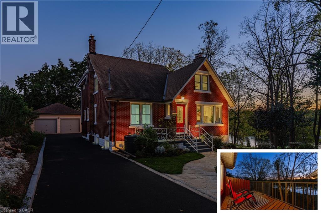 3 Augusta St, Cambridge, ON N1R 1G2