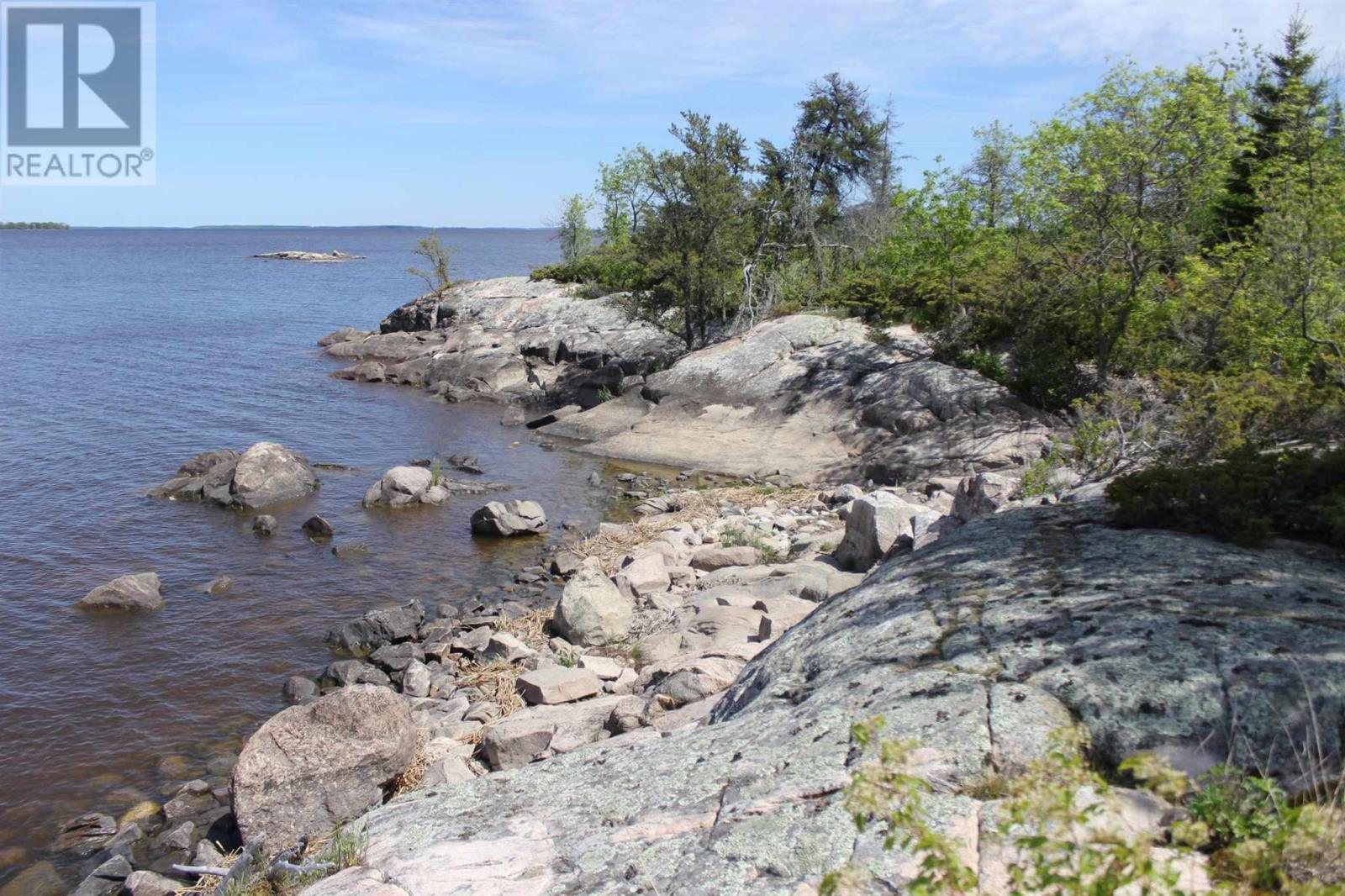 499 Aksel Rd, Rainy River, ON P0W 1L0
