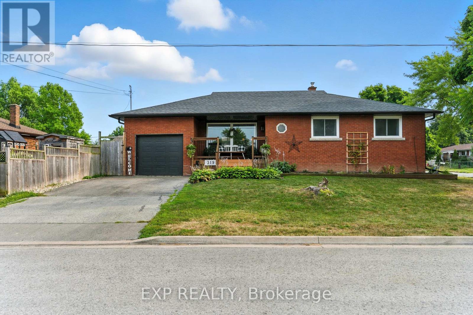 319 Highland Ave, Fort Erie, ON L2A 2Y1