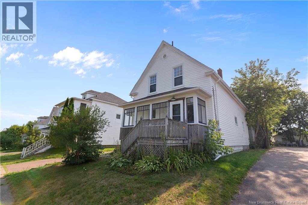 30 Edward St, Moncton, NB E1A 3Y7