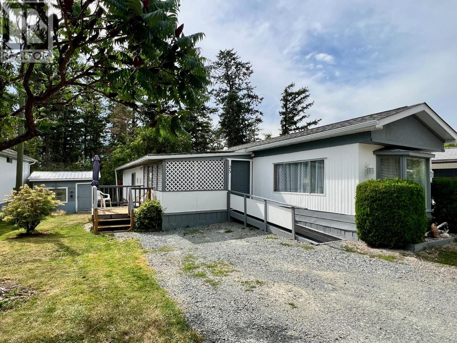445 6th Avenue N Unit 25, Creston, BC V0B 1G3