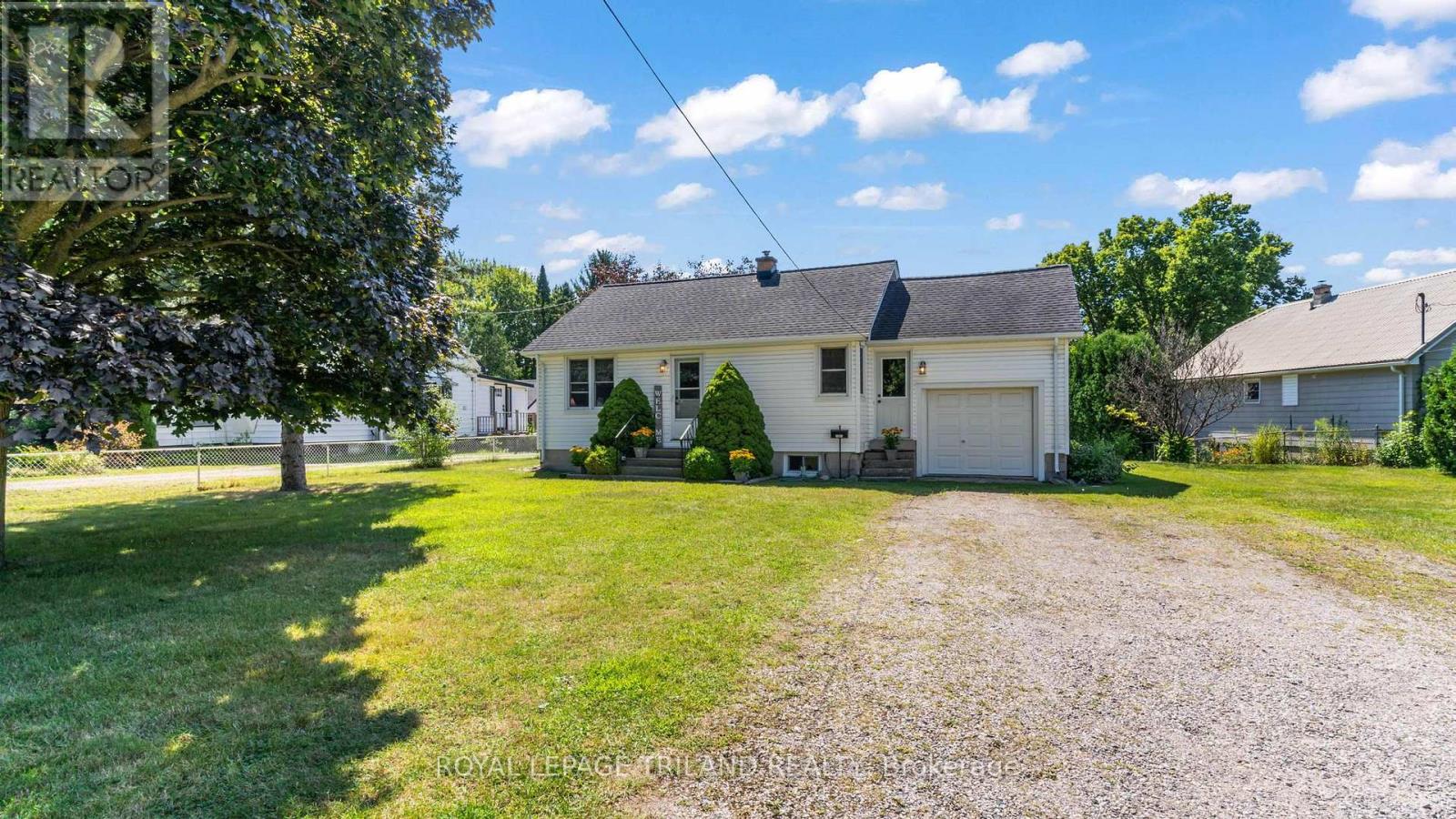 1361 Hamilton Rd, London, ON N5W 5W8