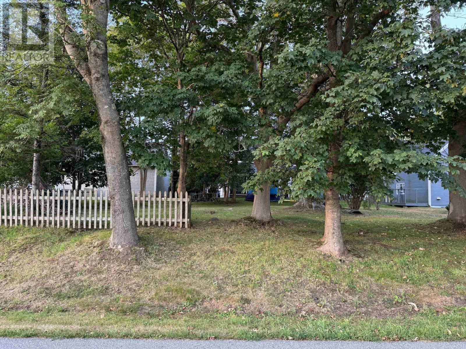 Lot Baker Street, Yarmouth, NS B5A 2W9