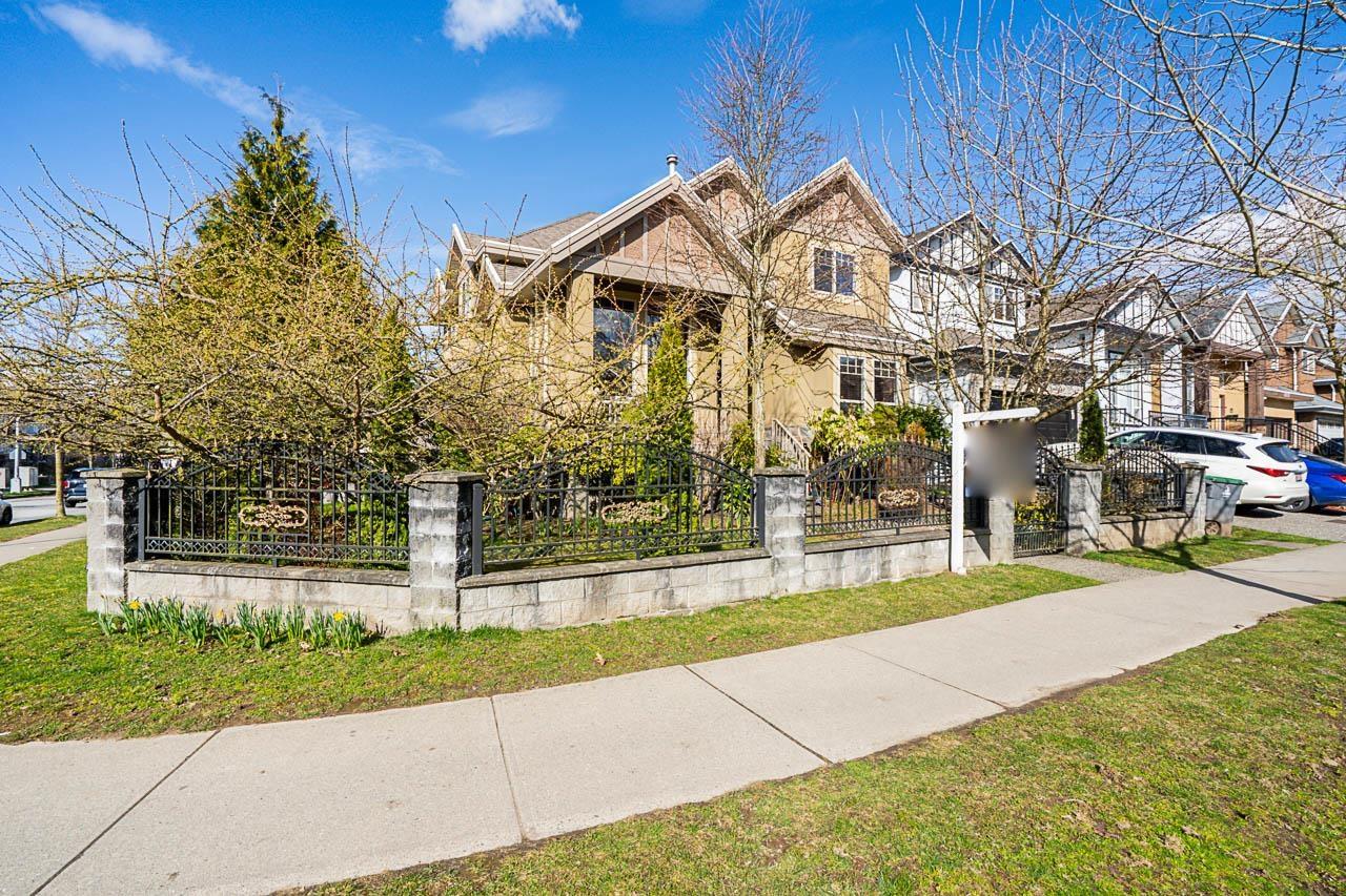 66 Avenue Unit 12705, Surrey, BC V3W 2A9