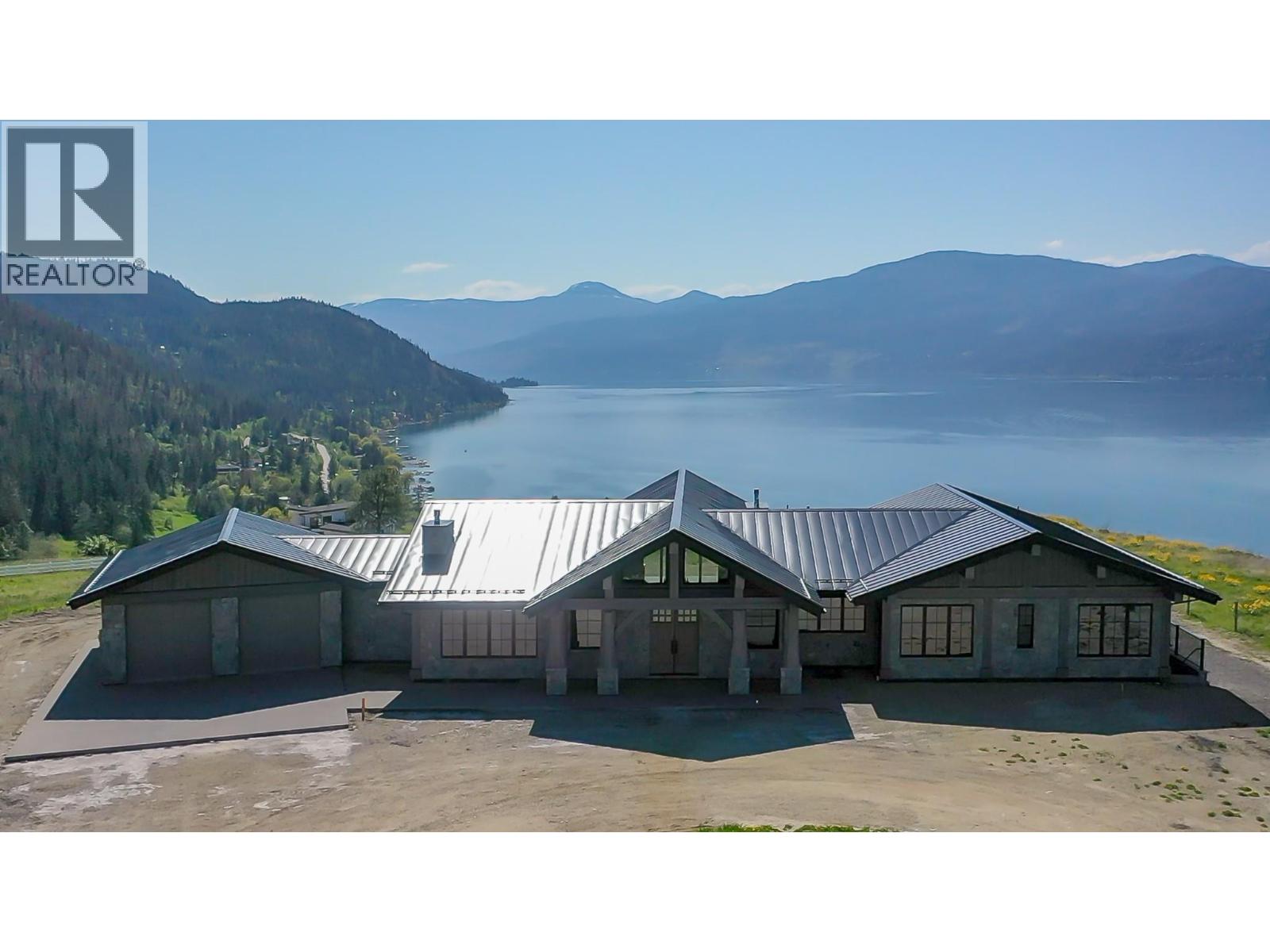 8399 Bench Row Rd, Vernon, BC V1H 1H3