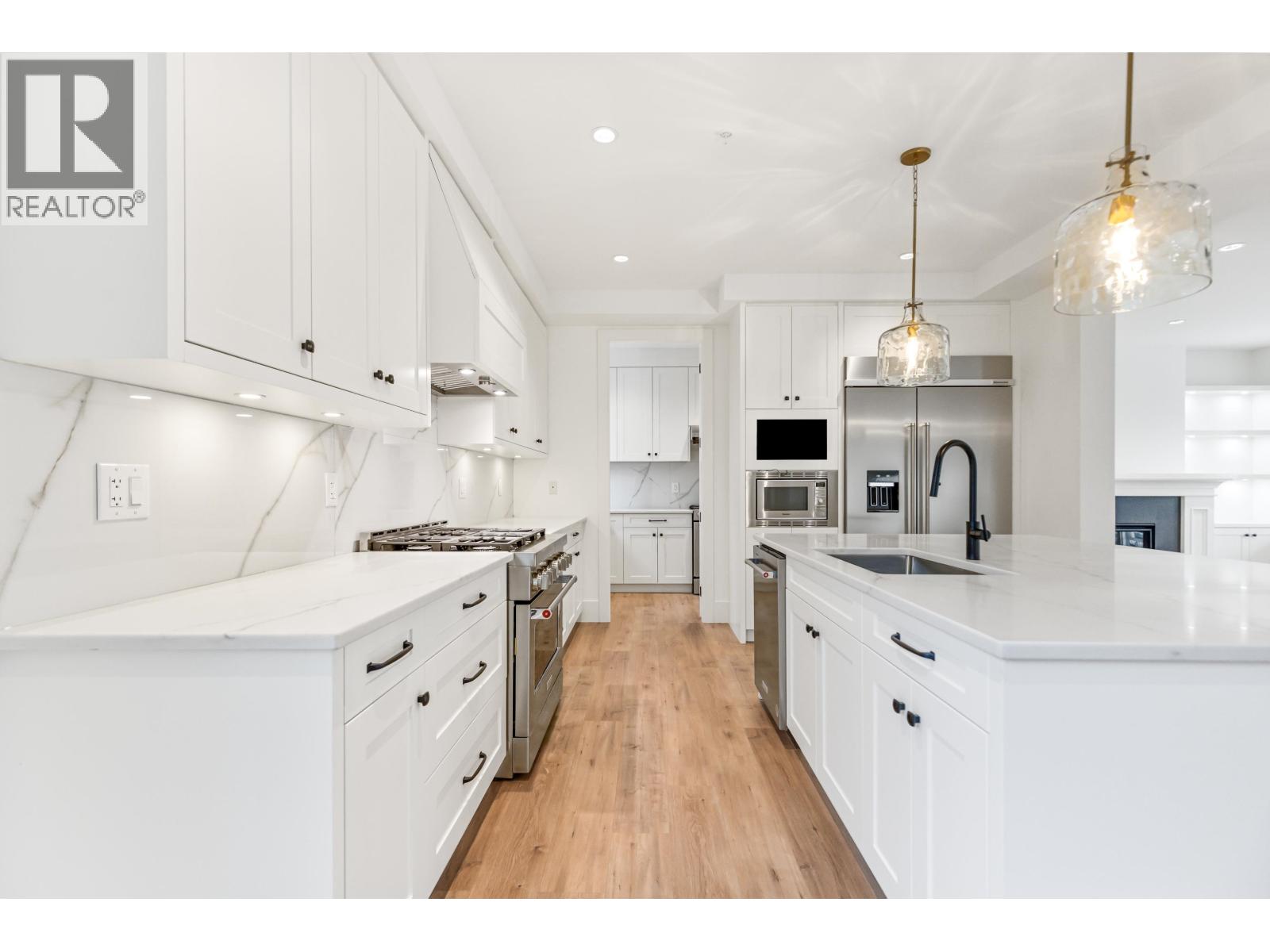 231 Street Unit 13590 #b, Maple Ridge, BC V4R 2R5