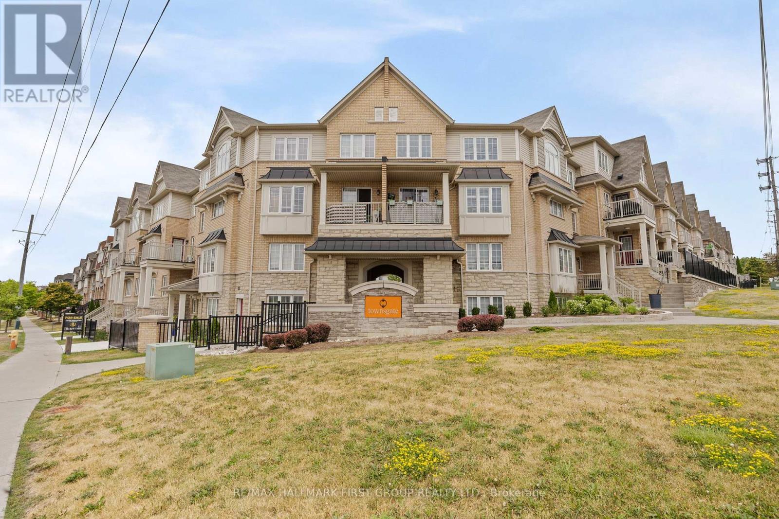 70 Abela Ln, Ajax, ON L1T 0M9