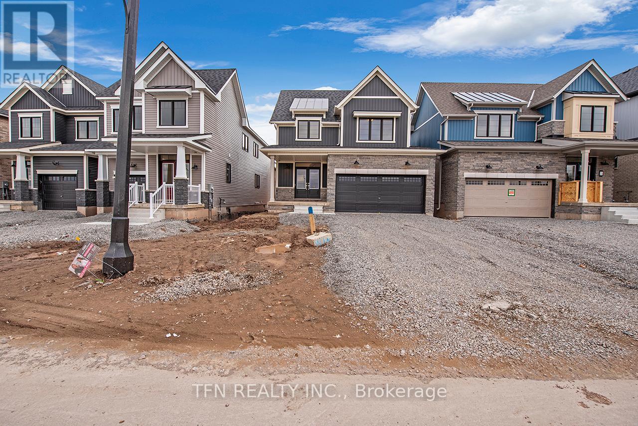 132 Eastbridge Ave, Welland, ON L3B 0M4