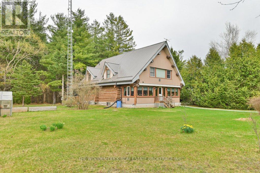 11 Crookston Rd, Centre Hastings, ON K0K 2K0