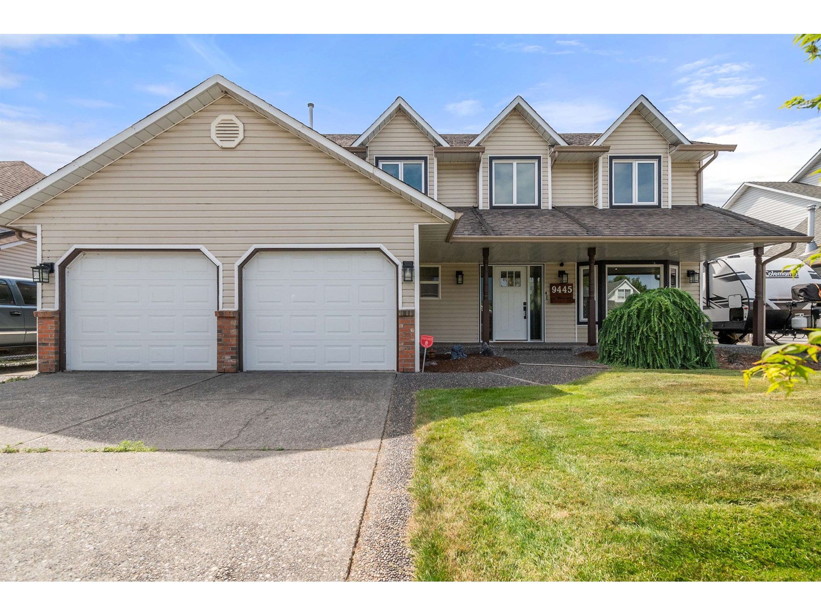 9445 Rosepark Placerosedale, Chilliwack, BC V0X 1X2