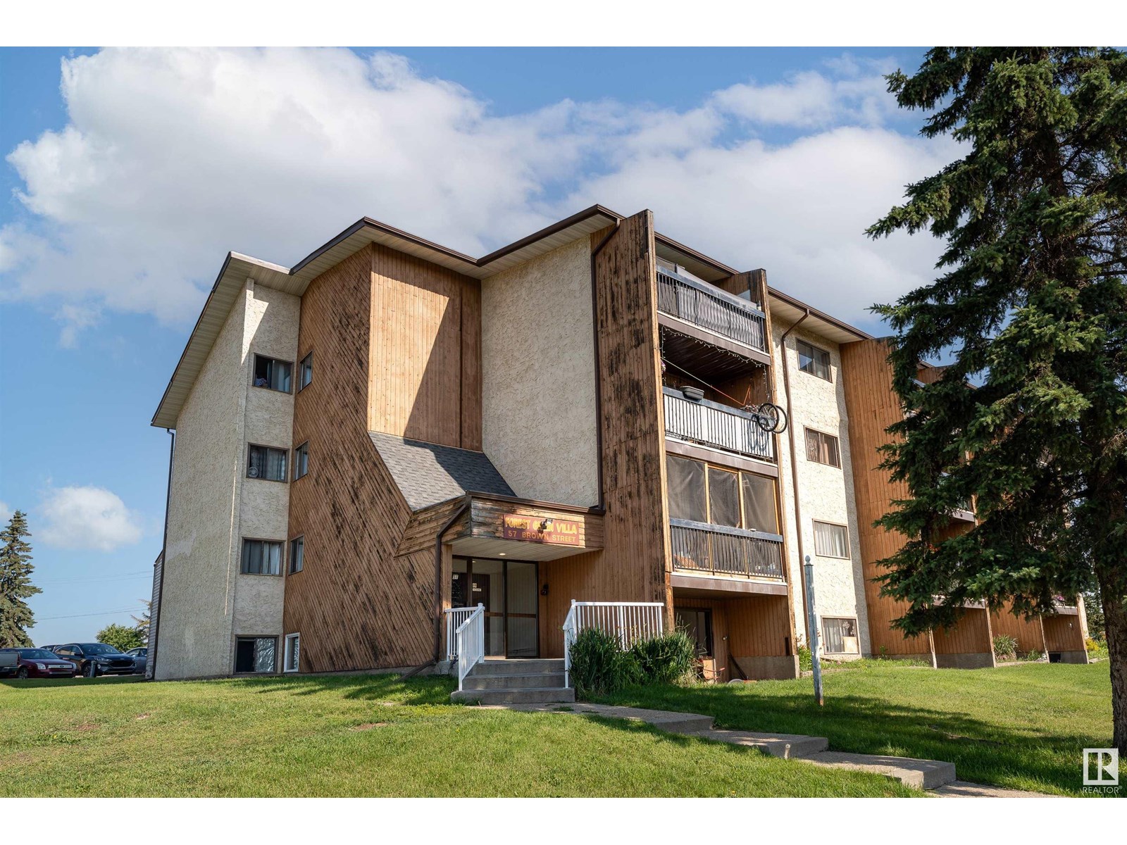 57 Brown Street #101, Stony Plain, AB T7Z 1P3