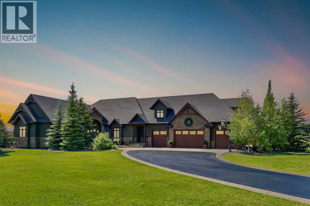 237 Windhorse Ct, Calgary, AB T3Z 0B4