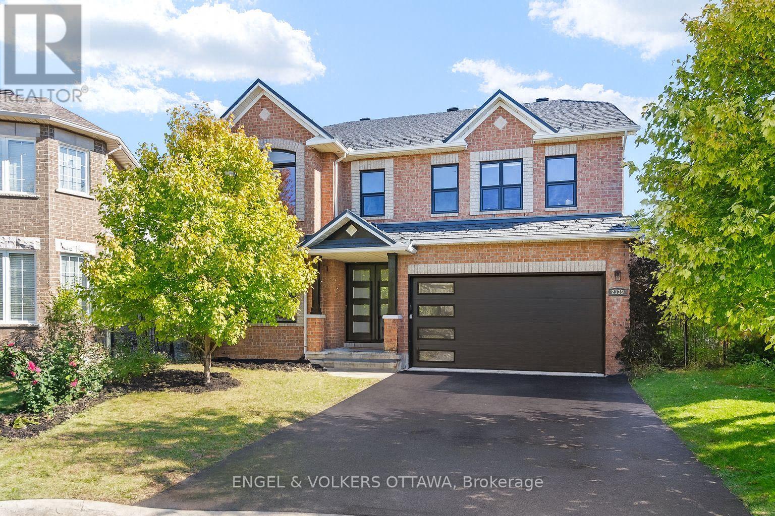 2139 Blue Willow Cres, Ottawa, ON K1W 1K5