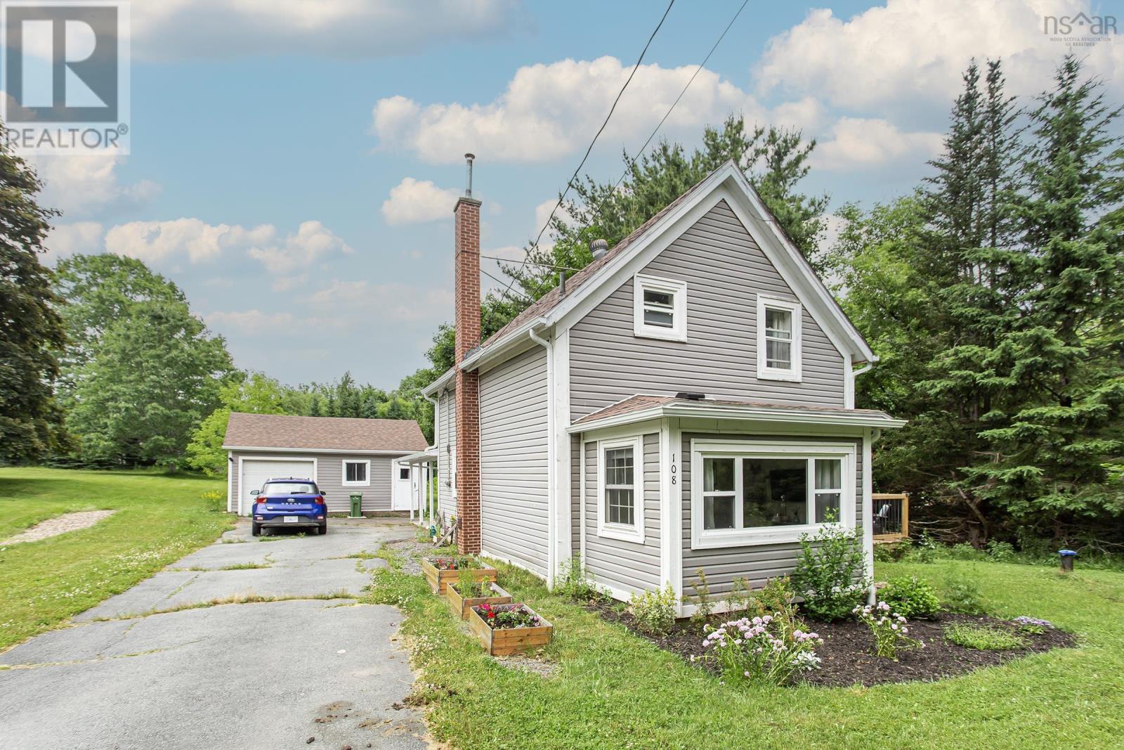 108 Cottage St, Berwick, NS B0P 1E0
