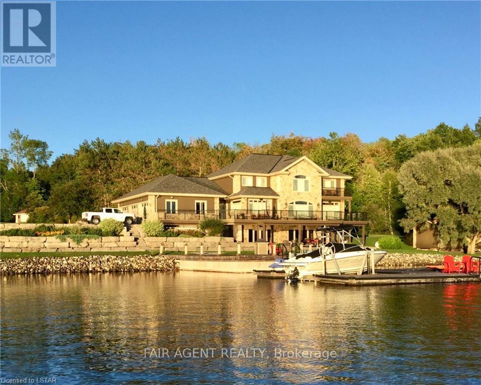 10 Mill Rd, Parry Sound Remote Area Port Loring, ON P0H 1Y0
