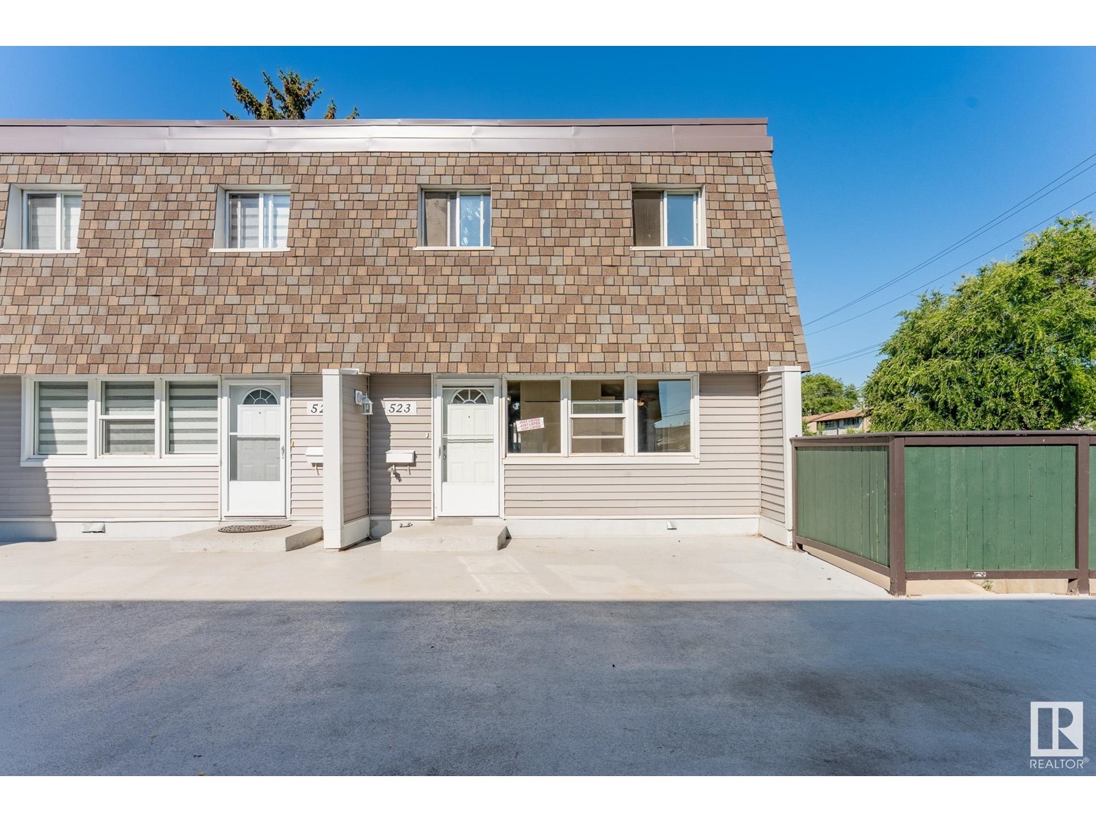 523 Village On The Gr NW, Edmonton, AB T5A 1H2