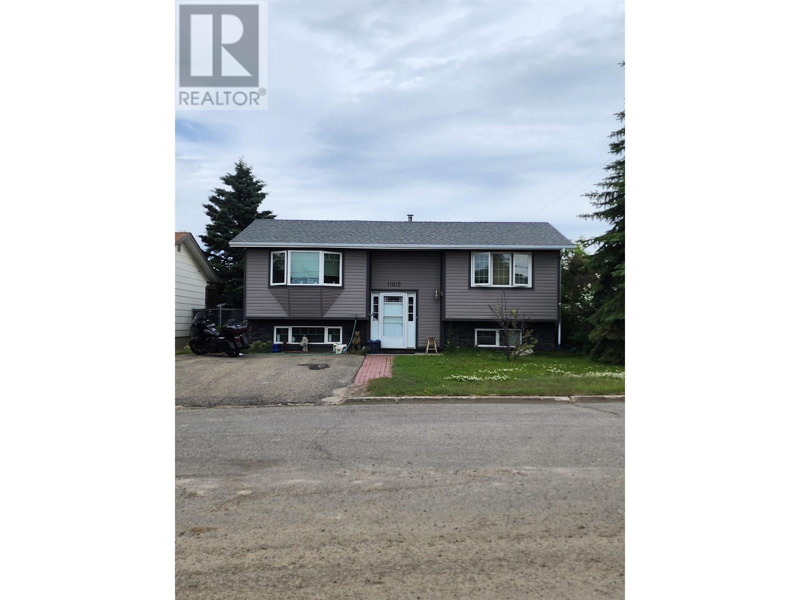 102 Street Unit 11015, Fort St. John, BC V1J 4C2