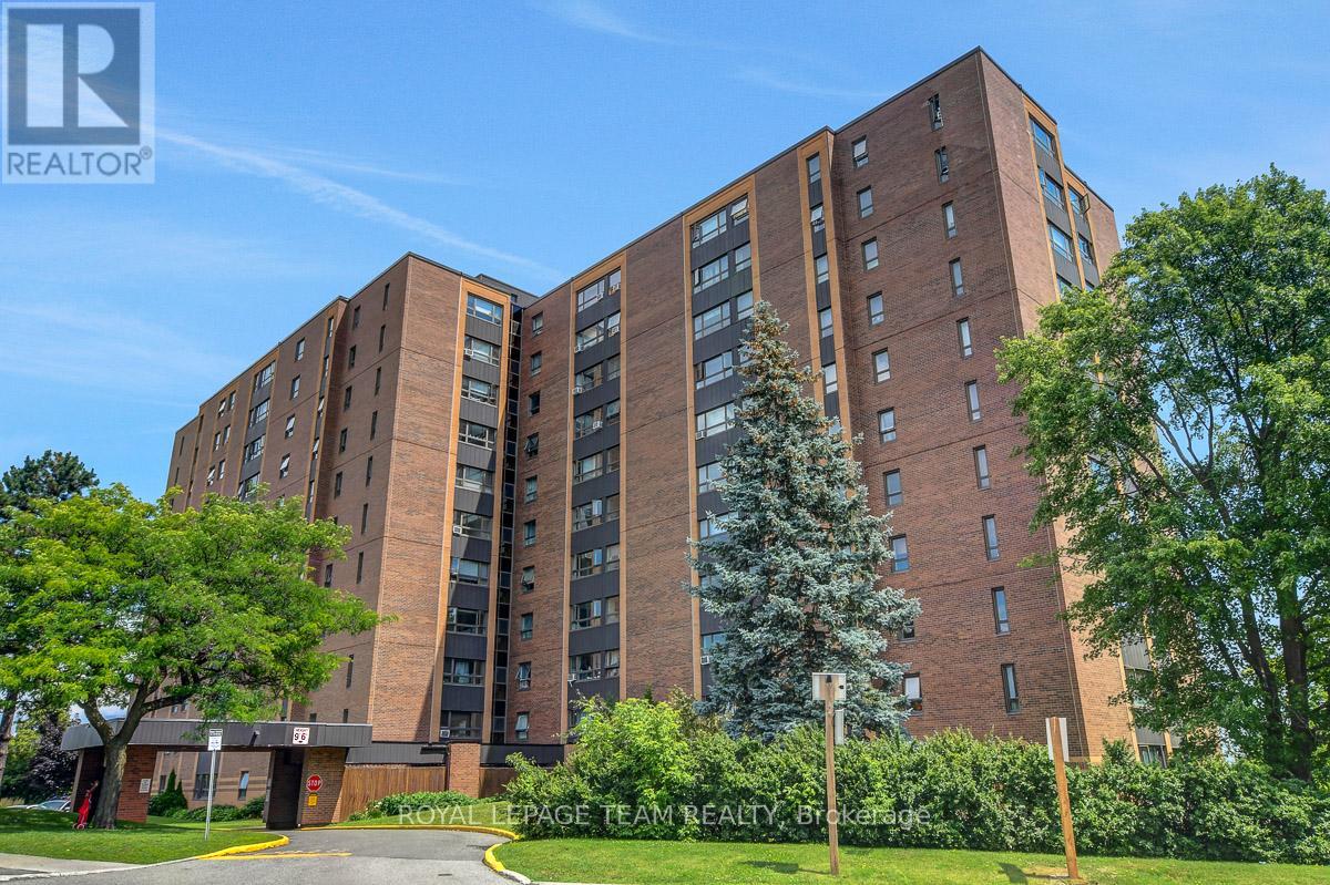 601 1356 Meadowlands Dr E, Ottawa, ON K2E 6K6