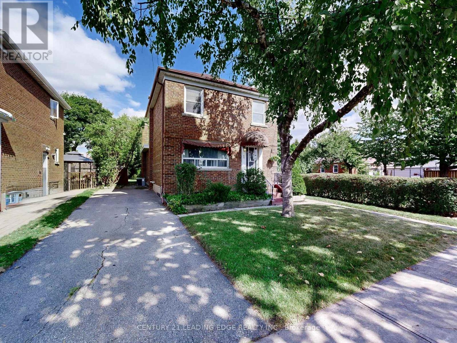 1 Faulkland Rd, Toronto, ON M1L 3S2