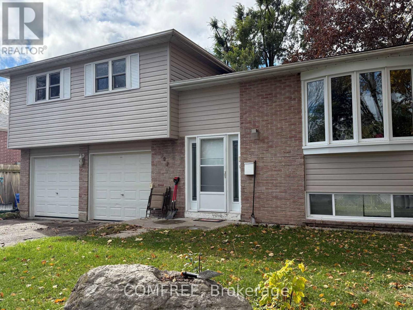 391 Raymond Ave, Orillia, ON L3V 6S6