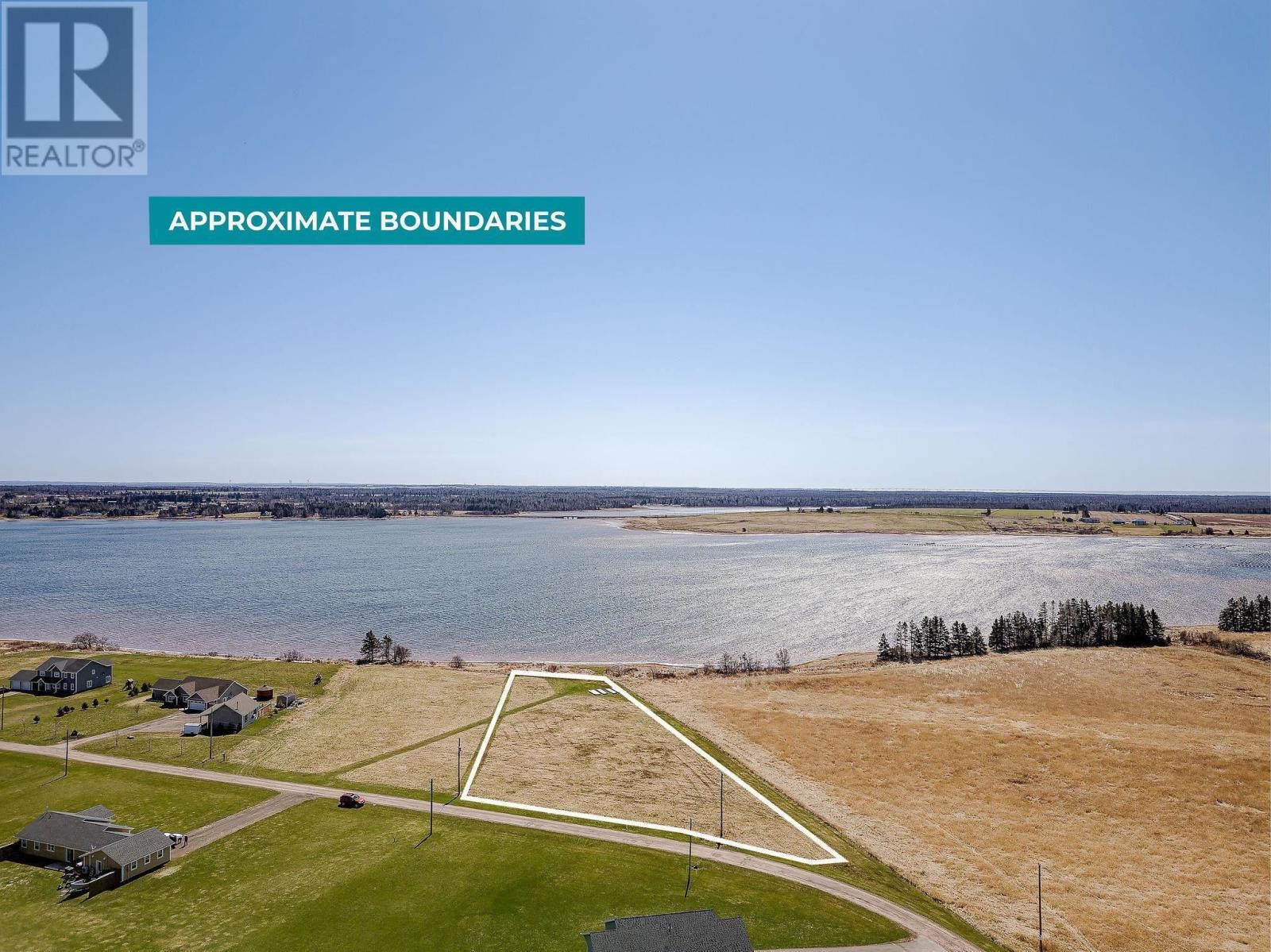 10 Rivers Ln, Grand River, PE C0B 1Y0