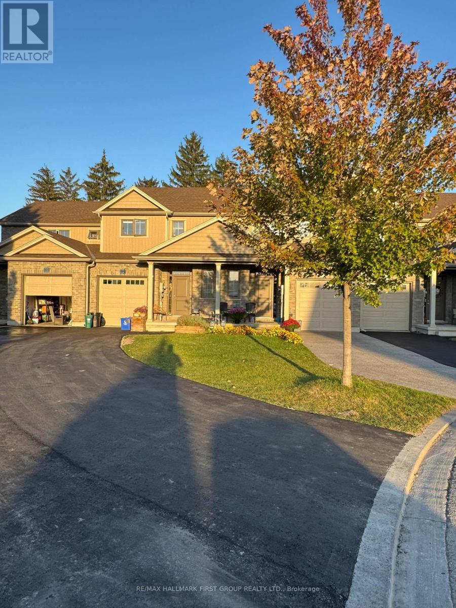 99 Manhattan Ct, St. Catharines, ON L2R 0B8