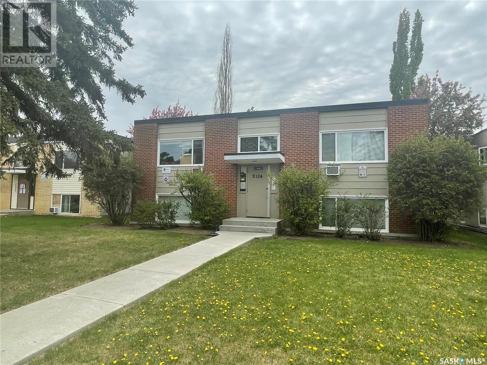 2104 Main St, Saskatoon, SK S7H 0L8